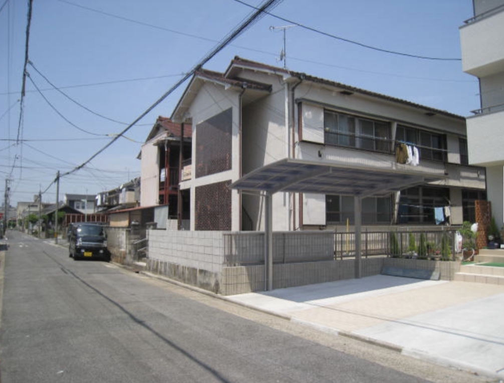 南区三吉町　三鈴荘